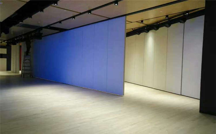 運動木地板常用材質有什么特點