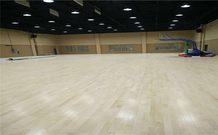 歐氏拼接板舞臺運動木地板怎么翻新？