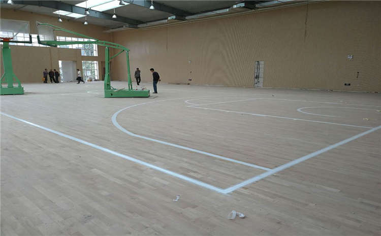 運動木地板價格，為什么會有差異