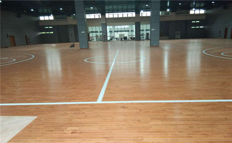 選擇專業的運動木地板有哪些好處