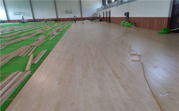 歐氏楓木木地板籃球場一平米價格