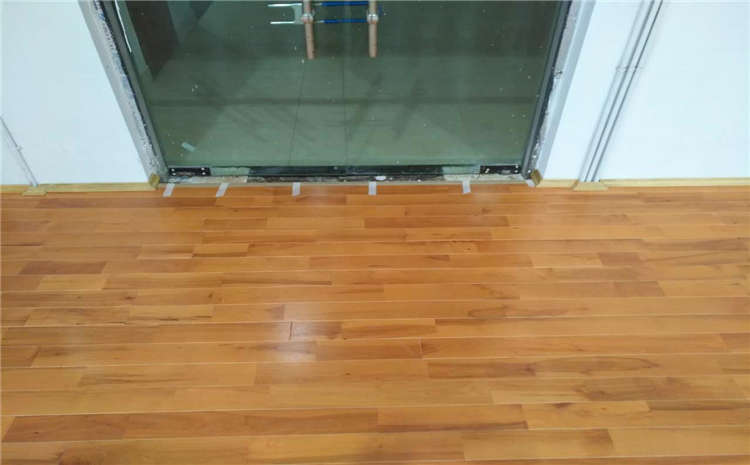 籃球場木地板價格，影響因素有哪些？