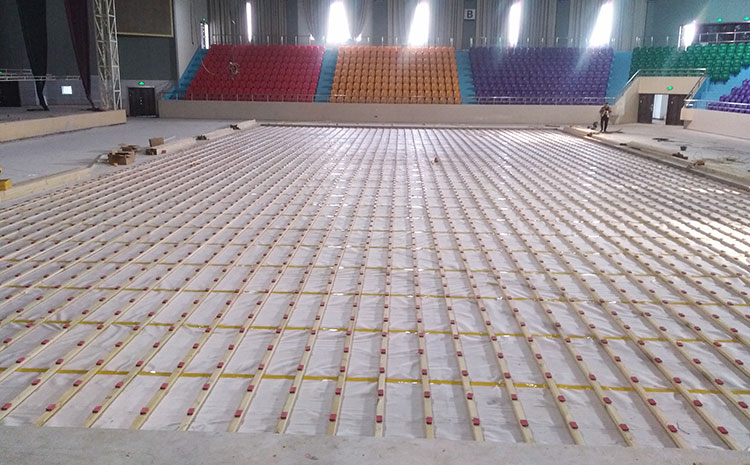 歐氏橡膠木籃球場實木地板批發