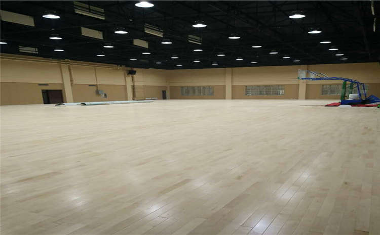 歐氏專業的體育館木地板多少錢一平米？