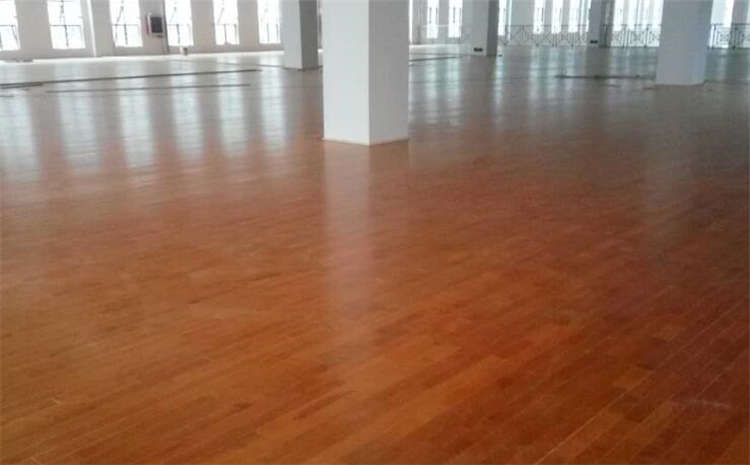 風雨操場運動木地板