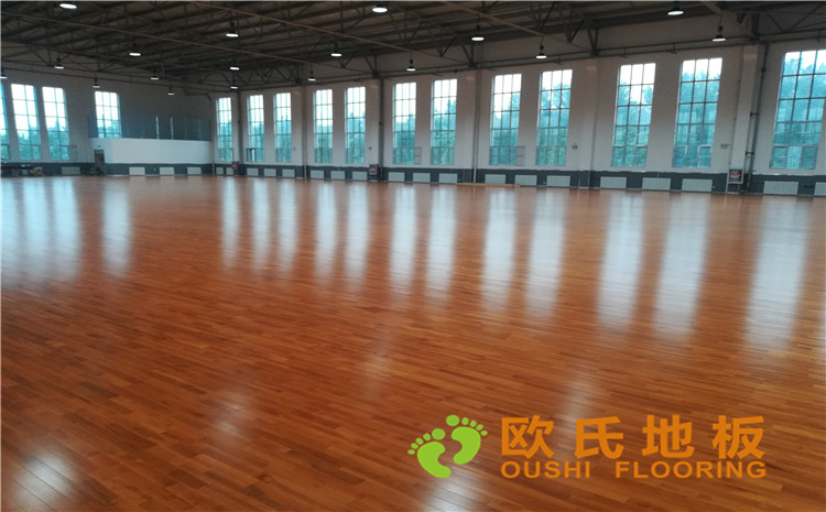 內蒙古鄂爾多斯伊金霍洛旗神東專業化服務基地體育館木地板—歐氏運動木地板廠家