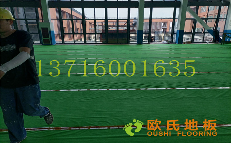 江蘇宿遷富民路學(xué)校體育館木地板案例-歐氏運(yùn)動(dòng)木地板廠家