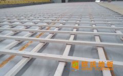 學校體育運動地板價格是多少